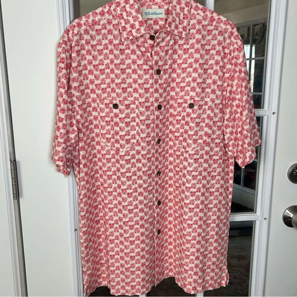 Caribbean Men's Red and White Tropical Palm‎ Print Shirt Size Medium